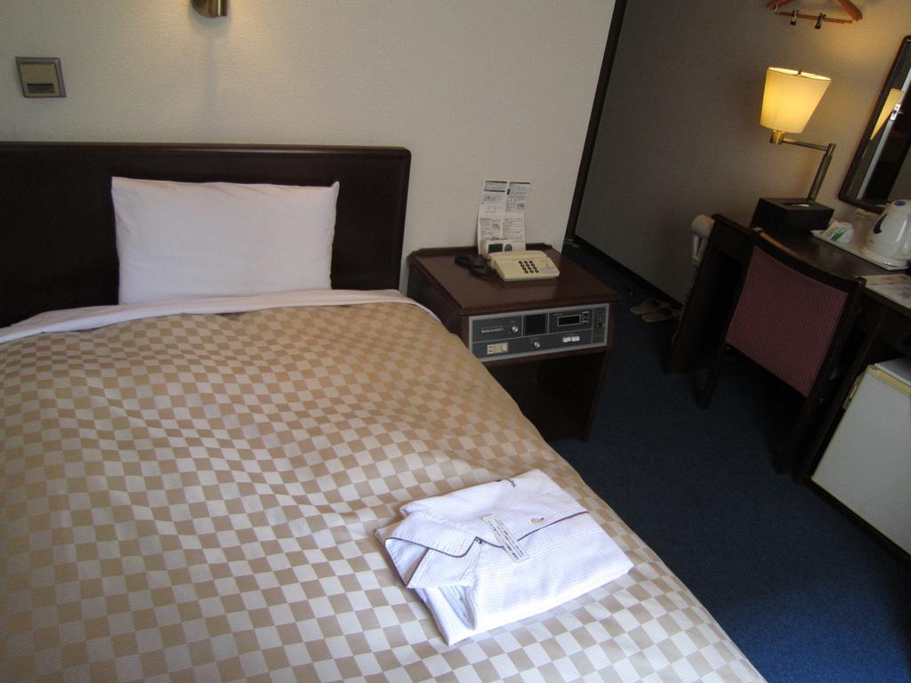 Nagoya Summit Hotel Værelse billede